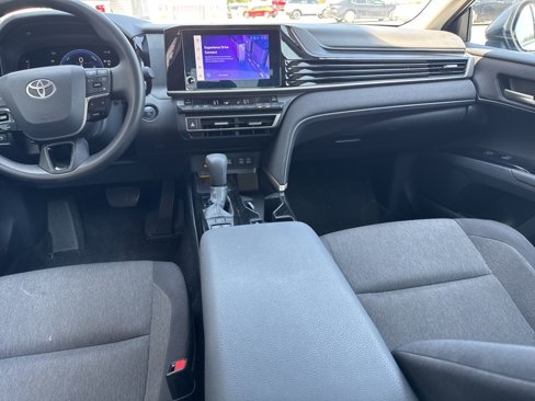 Used 2025 Toyota Camry LE image 36