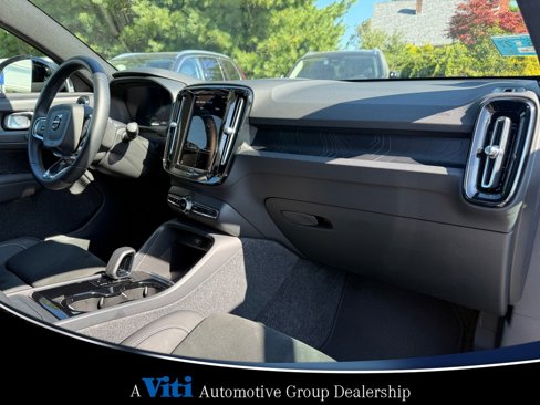 Certified 2023 Volvo C40 P8 Recharge Ultimate image 30