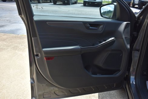 New 2025 Ford Escape Active w/ Cold Weather Package image 12