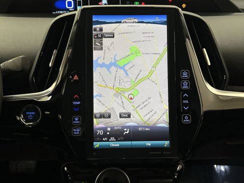 Used 2020 Toyota Prius Prime XLE image 18