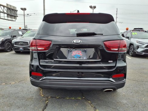 Used 2019 Kia Sorento LX w/ LX Convenience Package image 5