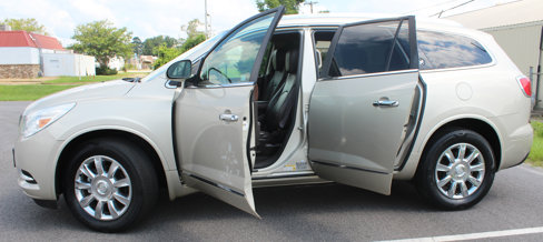 Used 2014 Buick Enclave Leather w/ Trailering Provision Package image 4