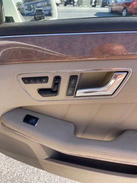 Used 2011 Mercedes-Benz E 350 4MATIC Sedan image 29