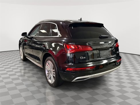 Used 2018 Audi Q5 2.0T Premium Plus w/ Premium Plus Package image 4