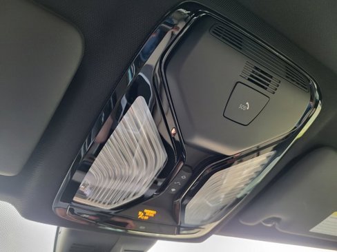 New 2025 BMW 330i Sedan w/ Convenience Package image 26
