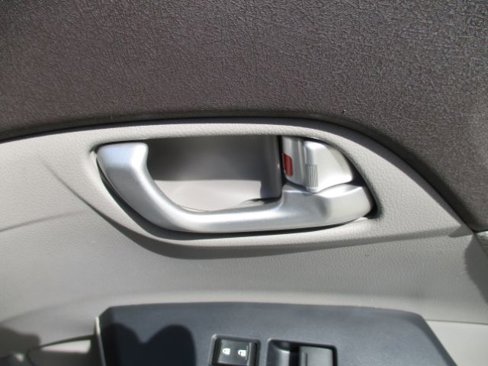 Used 2012 Honda Civic Hybrid Sedan image 25