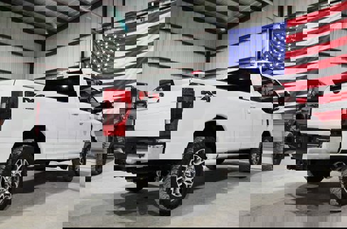 Used 2020 Ford F250 Lariat w/ Lariat Value Package image 11