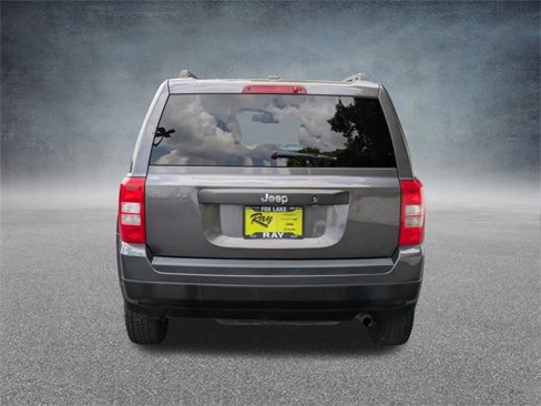 Certified 2016 Jeep Patriot Sport image 4