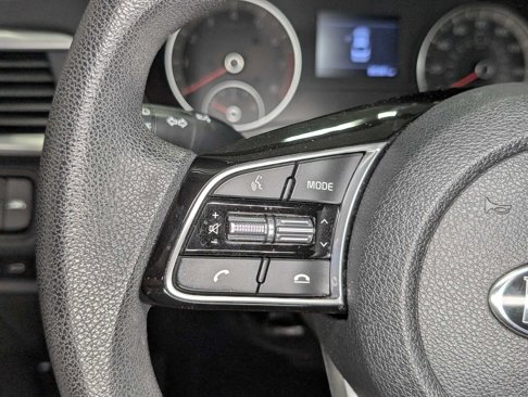 Used 2019 Kia Optima LX image 32