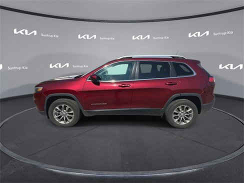 Used 2019 Jeep Cherokee Latitude Plus w/ Comfort/Convenience Group image 10