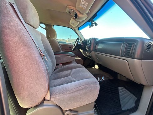 Used 2005 Chevrolet Avalanche LS w/ Onstar Plus Package image 43