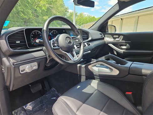 Used 2023 Mercedes-Benz GLS 450 4MATIC w/ Warmth & Comfort Package image 4