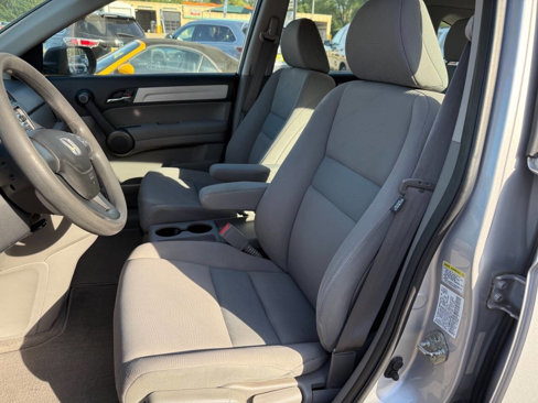 Used 2011 Honda CR-V LX image 90
