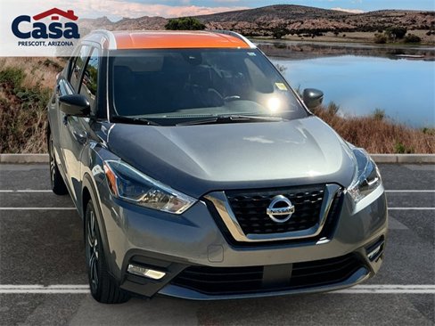 Used 2020 Nissan Kicks SR w/ SR Premium Package image 1