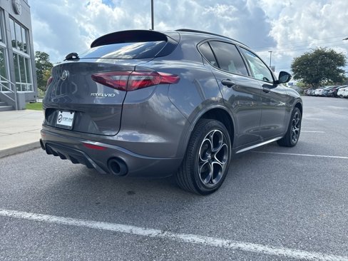 Used 2023 Alfa Romeo Stelvio Veloce image 9