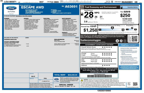 Used 2022 Ford Escape SE image 2