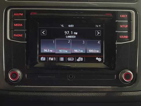 Used 2016 Volkswagen Tiguan S image 25