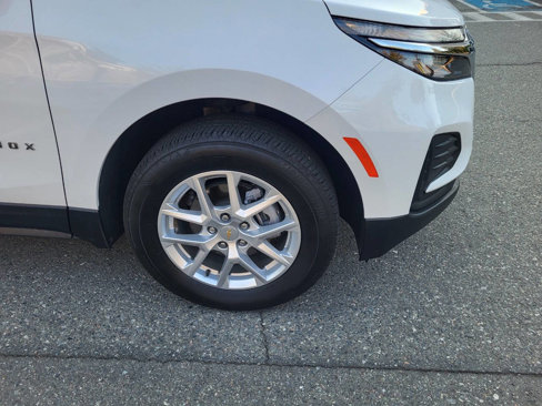 Used 2024 Chevrolet Equinox LS w/ LS Convenience Package image 9