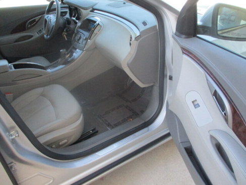 Used 2010 Buick LaCrosse CXL image 20