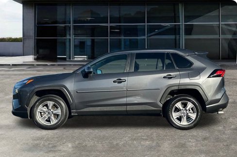 Certified 2022 Toyota RAV4 XLE image 10