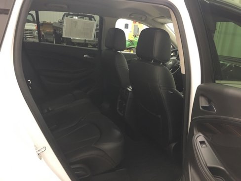 Used 2020 Buick Envision Essence image 14