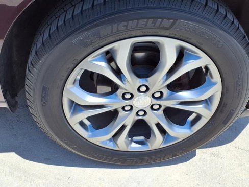 Used 2021 Buick Enclave Avenir w/ Avenir Technology Package image 9