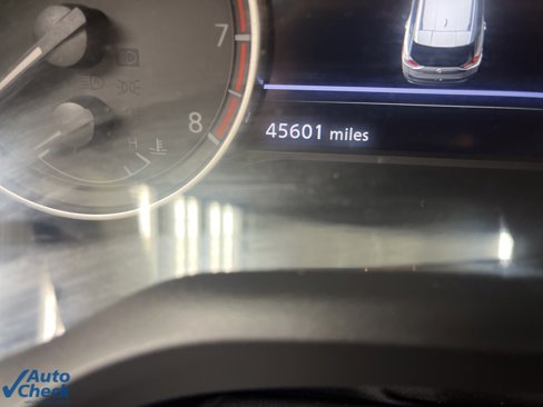 Used 2023 Nissan Rogue SV image 9