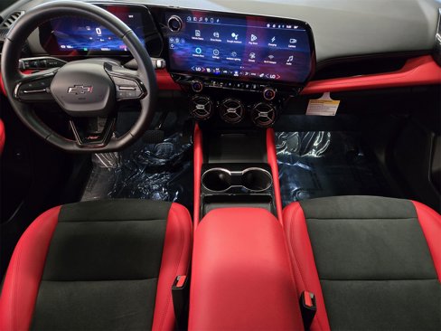 Used 2024 Chevrolet Blazer EV RS image 12