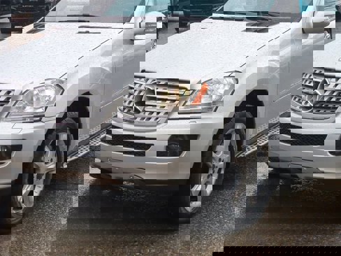 Used 2008 Mercedes-Benz ML 320 4MATIC image 11