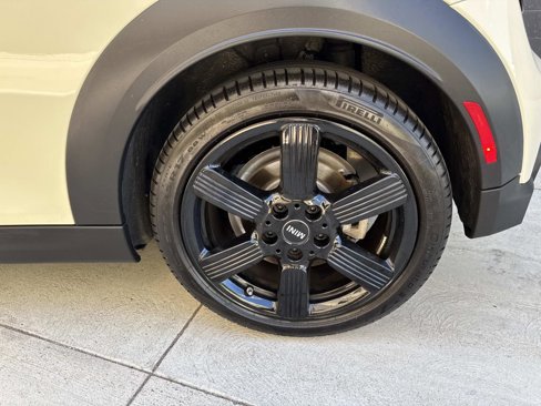 Used 2023 MINI Cooper S image 8