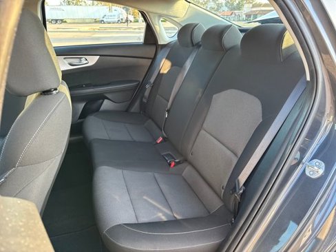 Used 2023 Kia Forte LXS image 15