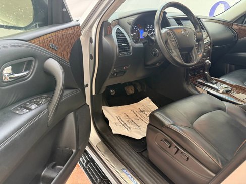 Used 2017 Nissan Armada Platinum image 14
