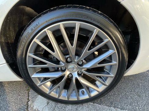 Used 2017 Lexus IS 200t image 11