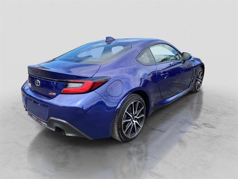 Used 2023 Toyota GR86 image 5