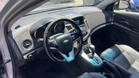 Used 2012 Chevrolet Cruze LT image 10