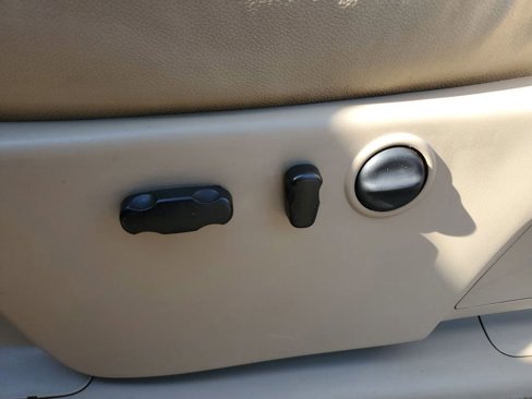 Used 2011 GMC Sierra 2500 SLT image 13