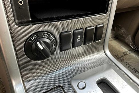 Used 2012 Nissan Pathfinder SV image 33