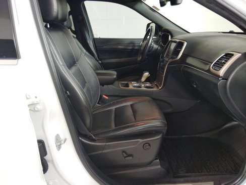 Used 2016 Jeep Grand Cherokee Limited image 26