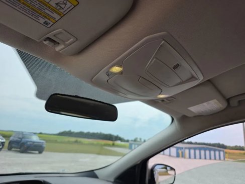 Used 2017 Ford Escape SE image 18