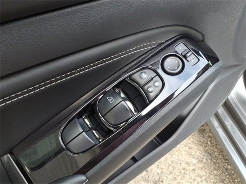 Certified 2021 Nissan Altima 2.5 SV image 16
