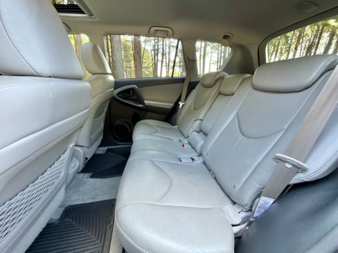Used 2010 Toyota RAV4 Limited image 13