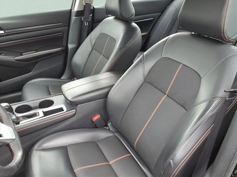 Used 2022 Nissan Altima 2.5 SR image 10