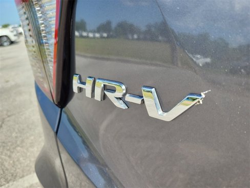 Used 2022 Honda HR-V Sport image 11