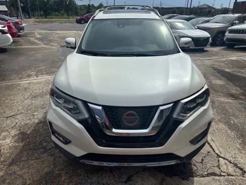 Used 2017 Nissan Rogue SL w/ SL Premium Package image 5