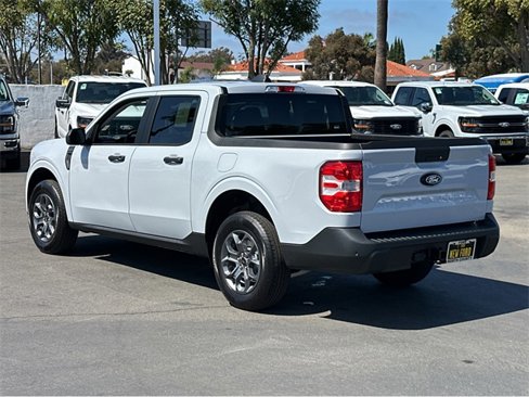 New 2025 Ford Maverick XLT image 4