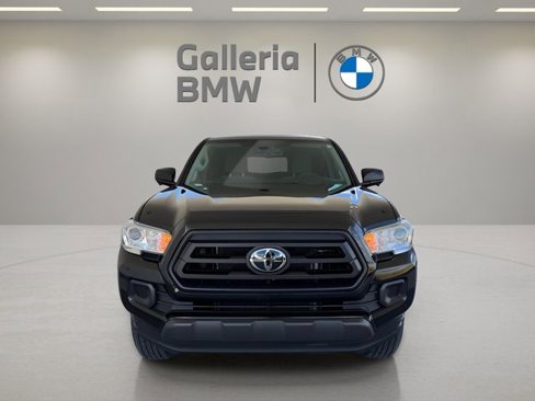 Used 2022 Toyota Tacoma SR w/ SX Package image 3