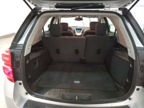 Used 2017 Chevrolet Equinox LS image 24