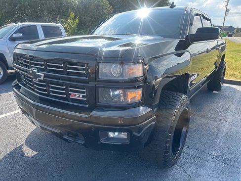 Used 2015 Chevrolet Silverado 1500 LTZ Z71 w/ Midnight Edition image 3