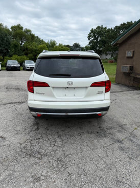 Used 2017 Honda Pilot Elite image 4
