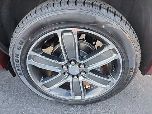 Used 2018 GMC Acadia Denali w/ Technology Package image 12